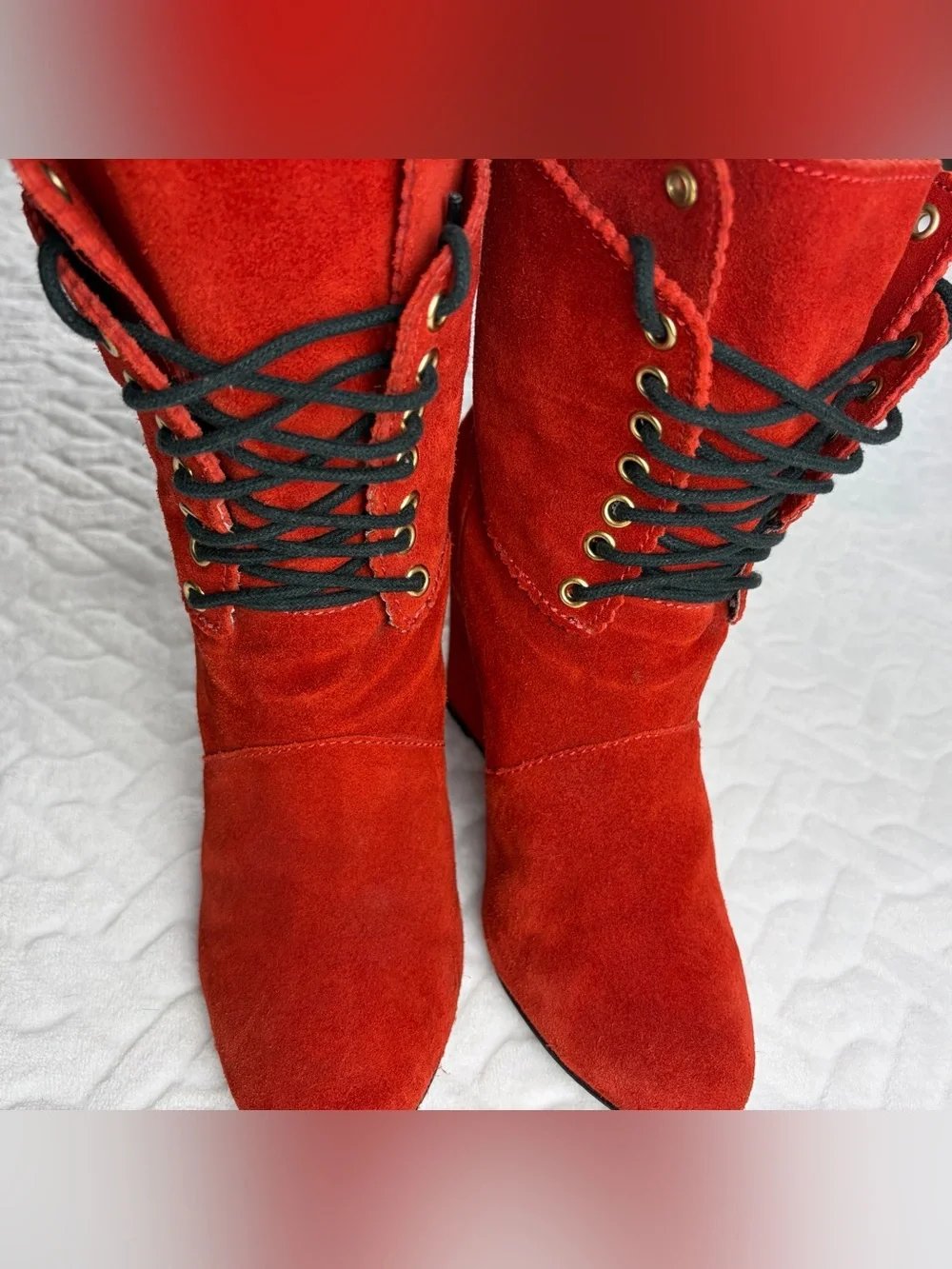 Betsey Johnson Red Suede Lace-Up Wedge Daynaa Ankle Boots Size 8.5